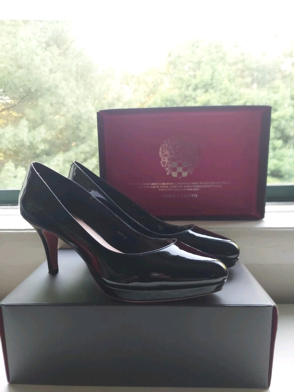 Vince Camuto VC-Desti Size 10 Womens Black Patent Leather Shoes Heels Pumps